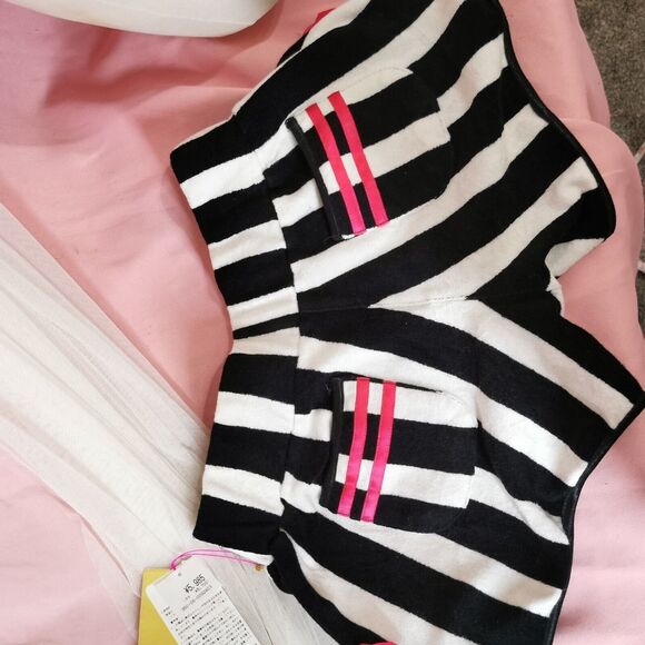 Glamorous Jane Shorts Size Women's Sz Small Black Striped Gyaru Gal Kawaii Style - Picture 2 of 6